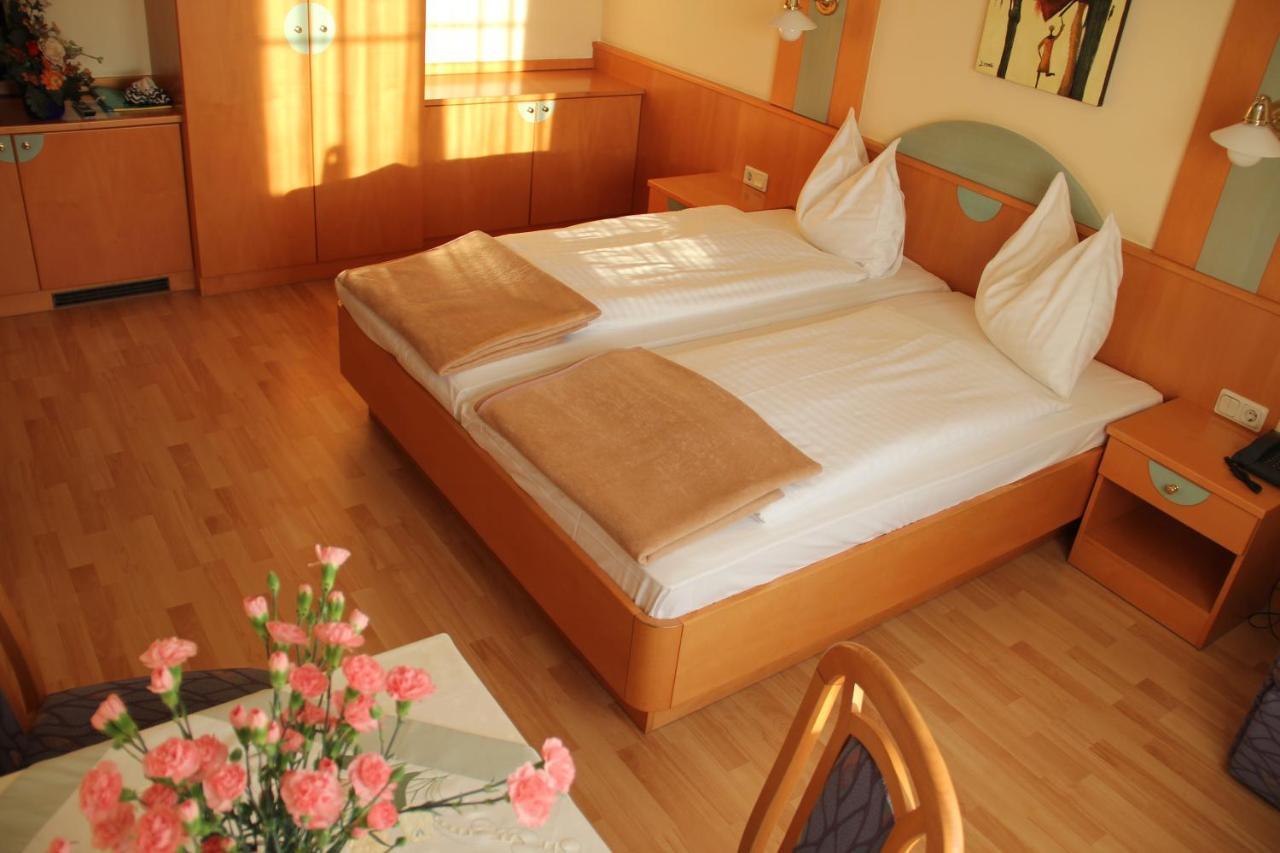 Landhotel Erhardt บาดวัลเทอร์สดอร์ฟ ภายนอก รูปภาพ